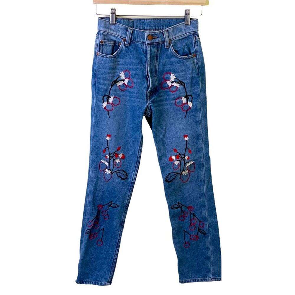Bliss And Mischief Embroidered Raspberry, Strawberry, & Cherry Jeans SZ 25